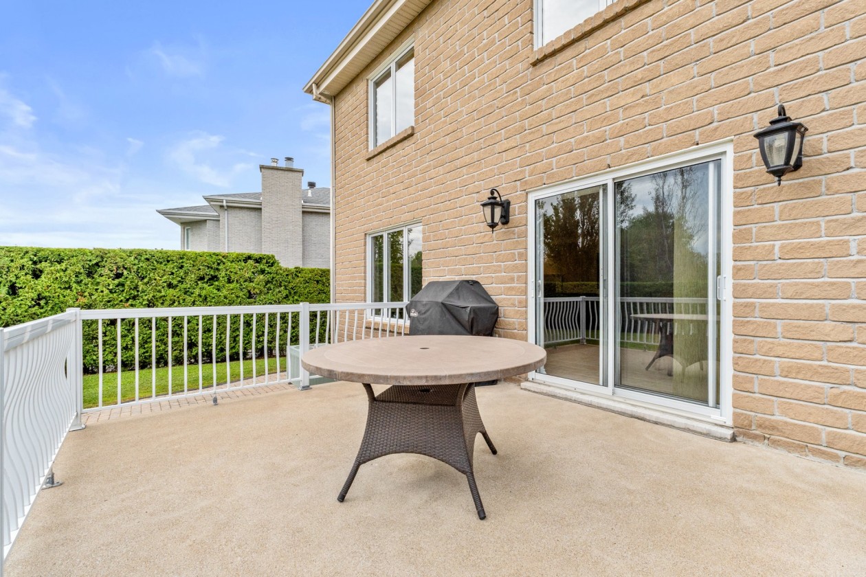 Terrasse — 3928, Rue du Commissaire, Laval (Duvernay), H7E5H4, Laval (Duvernay)