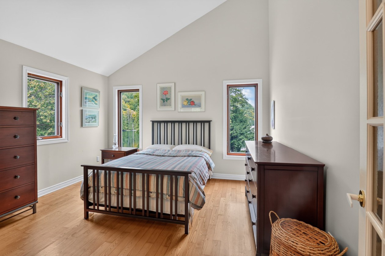 Chambre à coucher principale — 54 Ch. de la Lobélie, Mulgrave-et-Derry