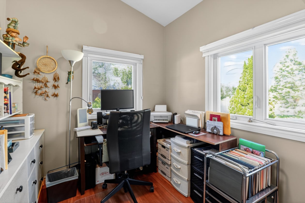 Bureau — 16 - 16A Rue Lanthier, Saint-André-Avellin