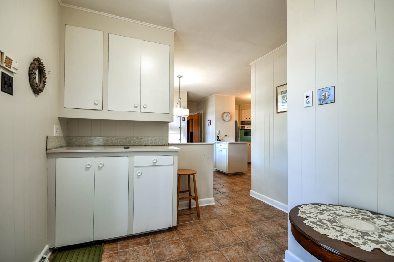 Hall d'entrée — 603 Rue Owens, Montebello