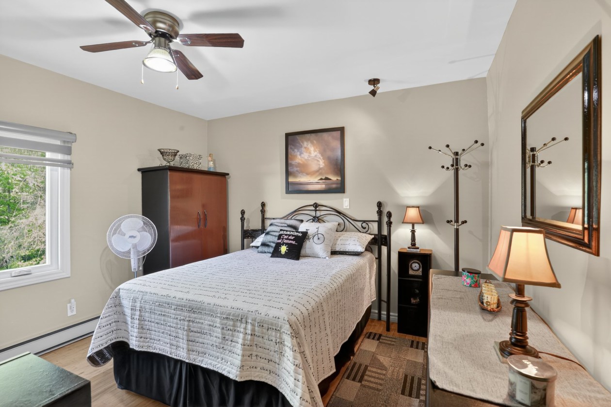 Chambre à coucher — 16 - 16A Rue Lanthier, Saint-André-Avellin