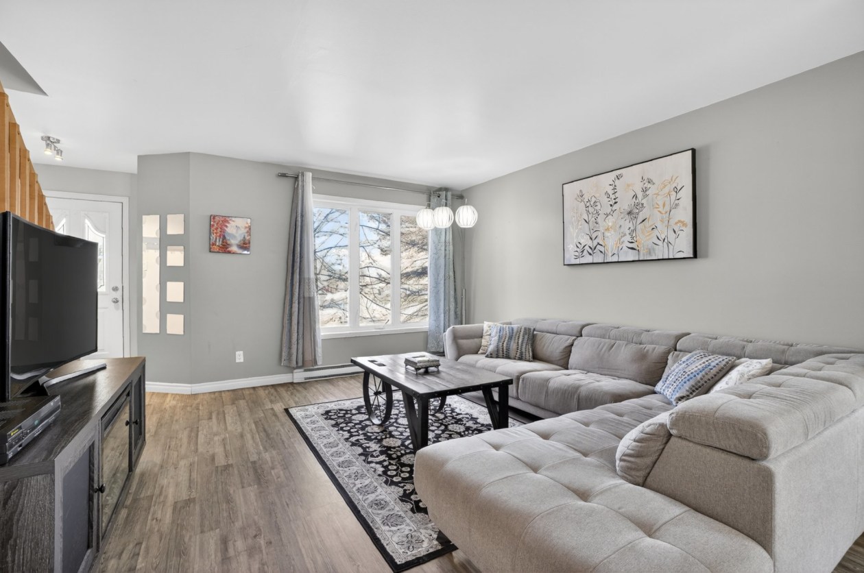 Salon — 99 Rue des Peupliers, Blainville