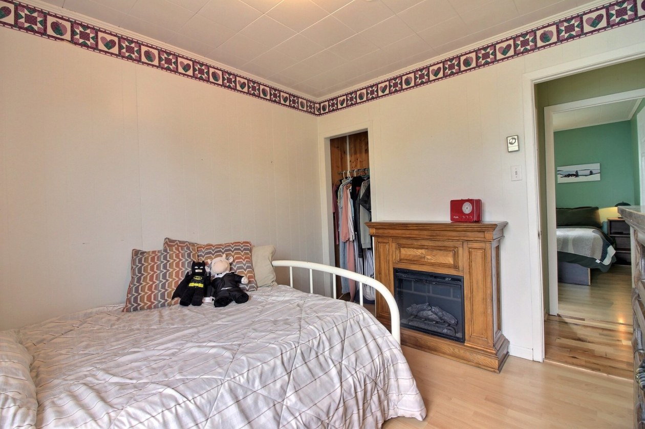 Chambre à coucher — 86 Route 132 O., Percé