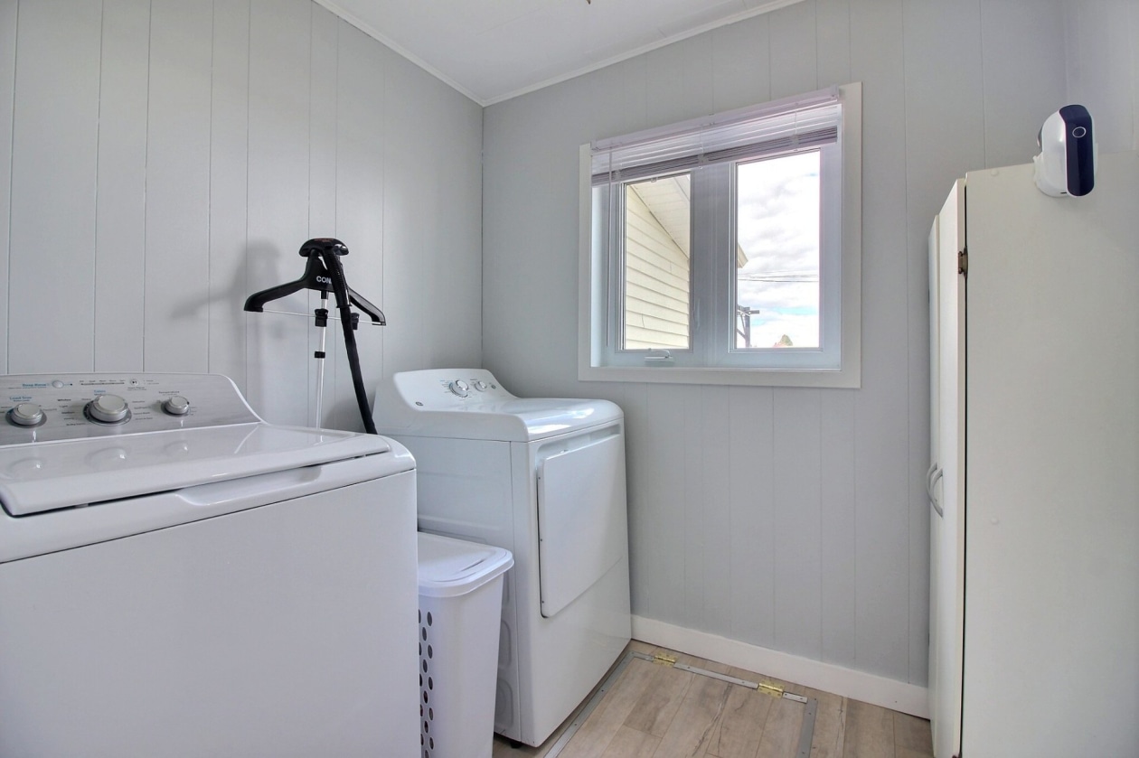 Salle de lavage — 1160, 2e Rang, Percé, G0C1G0, Percé
