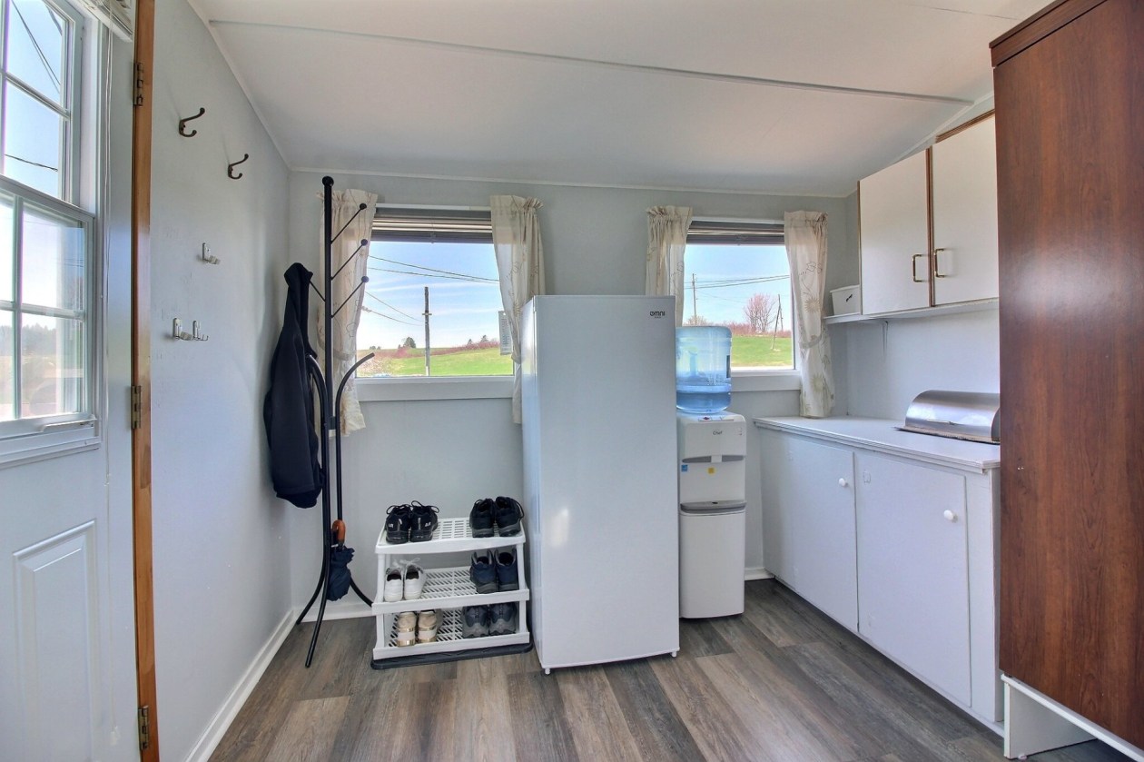 Hall d'entrée — 1160, 2e Rang, Percé, G0C1G0, Percé