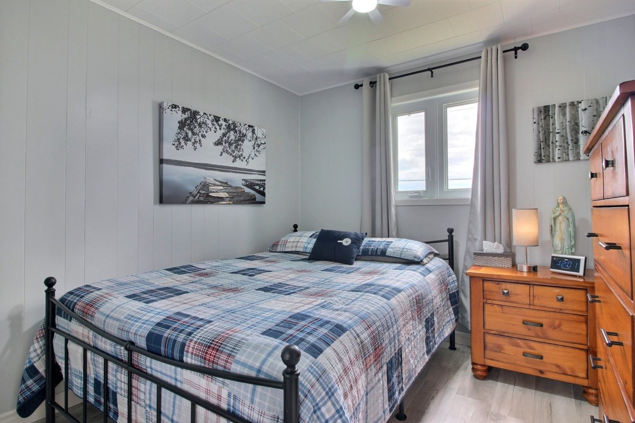 Chambre à coucher — 1160, 2e Rang, Percé, G0C1G0, Percé