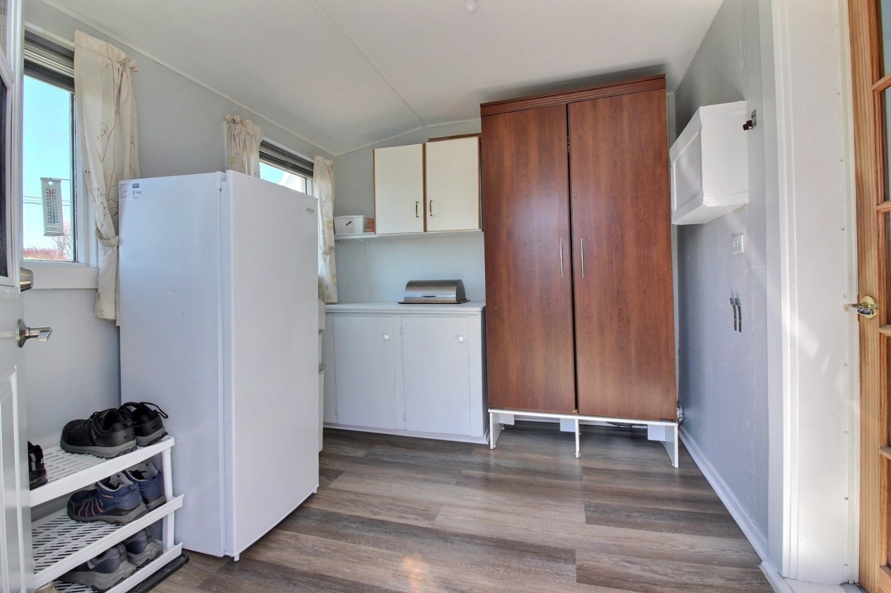 Hall d'entrée — 1160, 2e Rang, Percé, G0C1G0, Percé