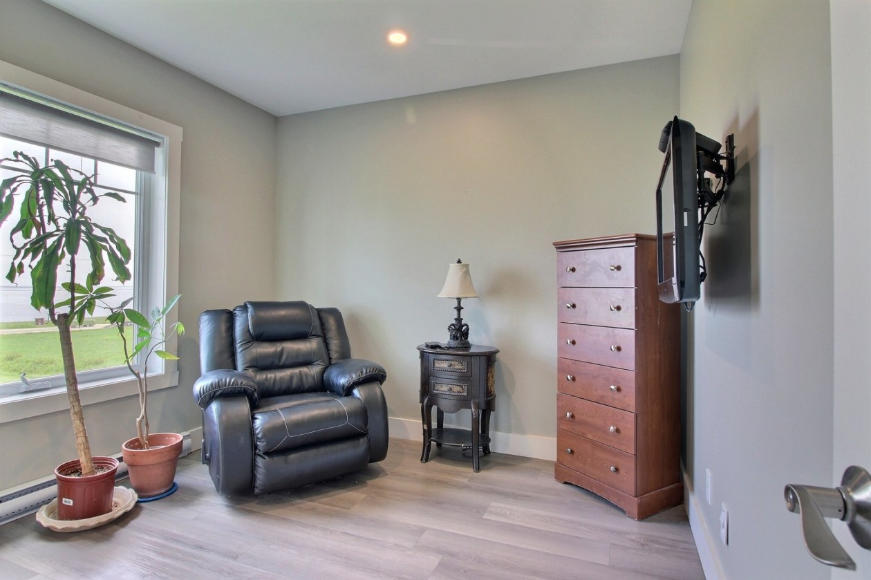 Chambre à coucher — 554 Route 132 O., Percé