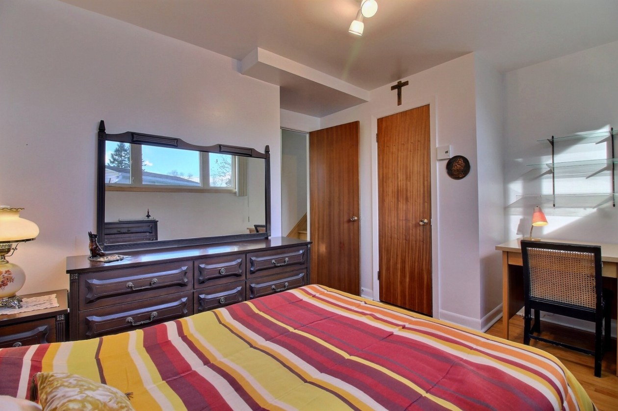 Chambre à coucher — 136 Rue des Cèdres, Chandler