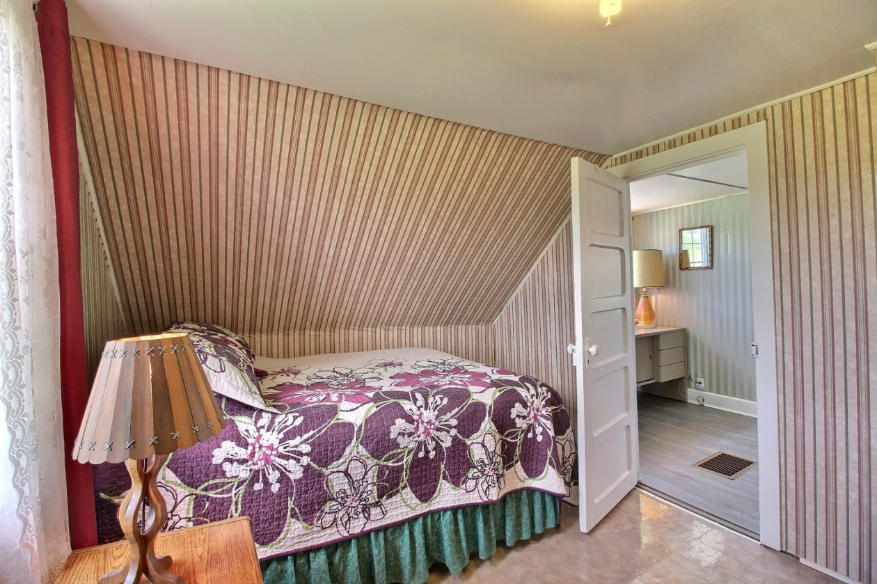 Chambre à coucher — 963 Route 132 E., Percé