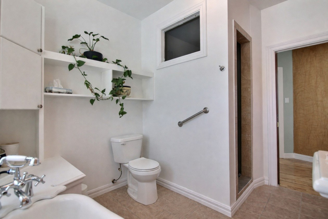 Salle de bains — 21 Rue du Cap-Barré, Percé