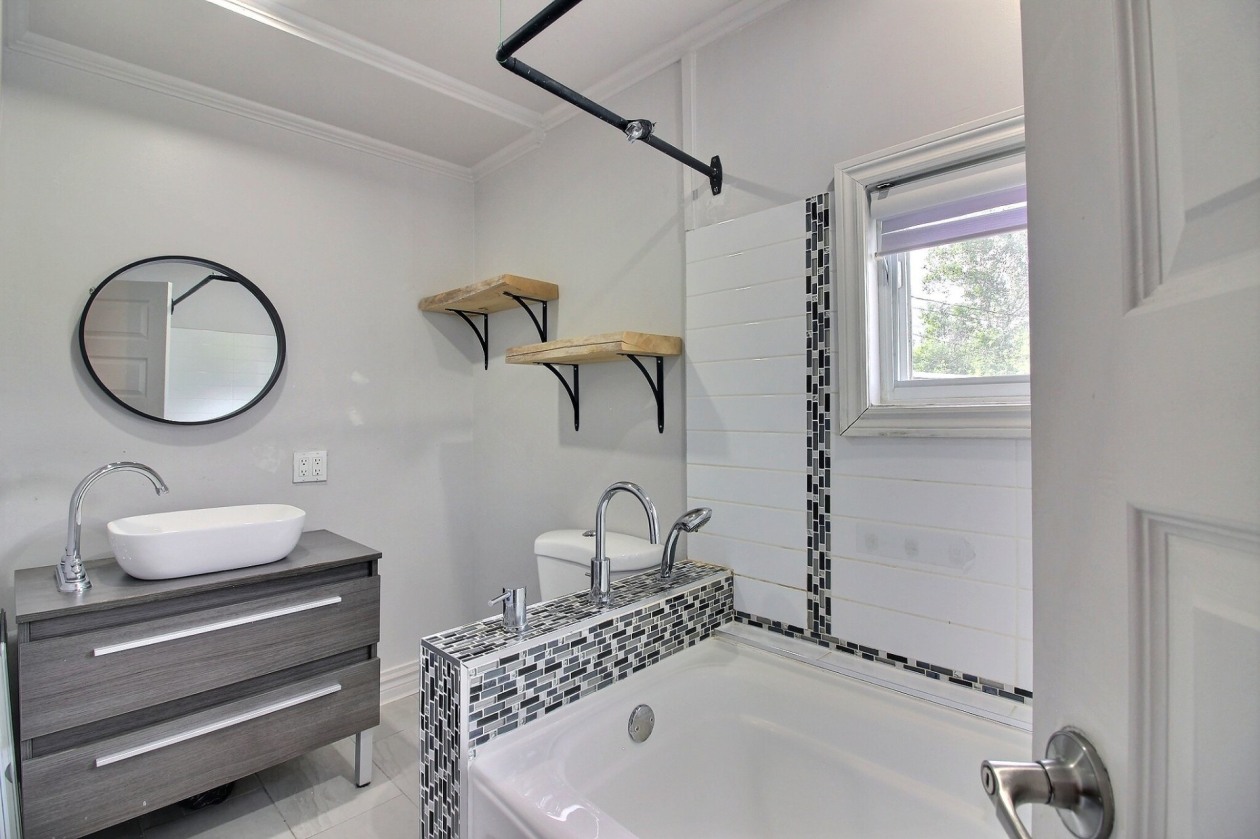 Salle de bains — 33 Route de l'Anse-aux-Canards, Chandler