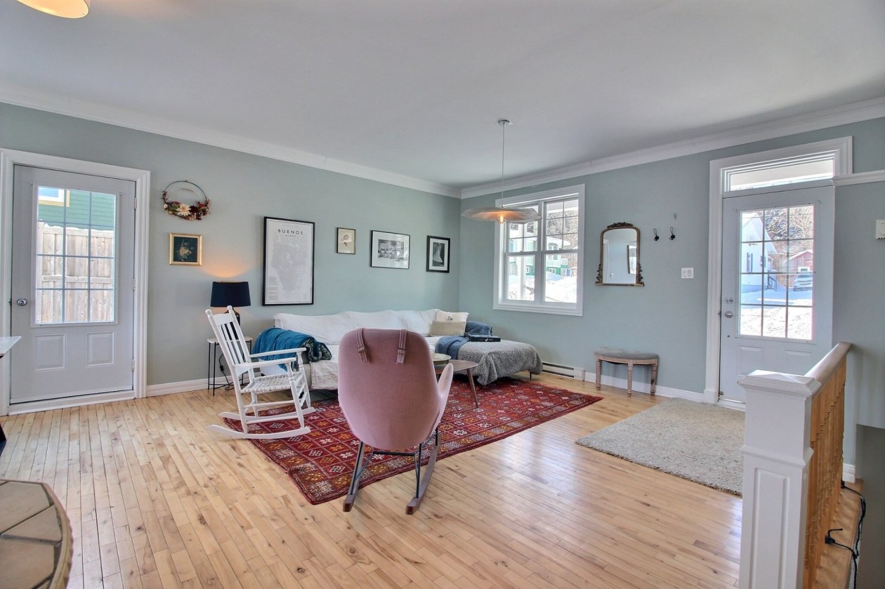 Salon — 21 Rue du Cap-Barré, Percé