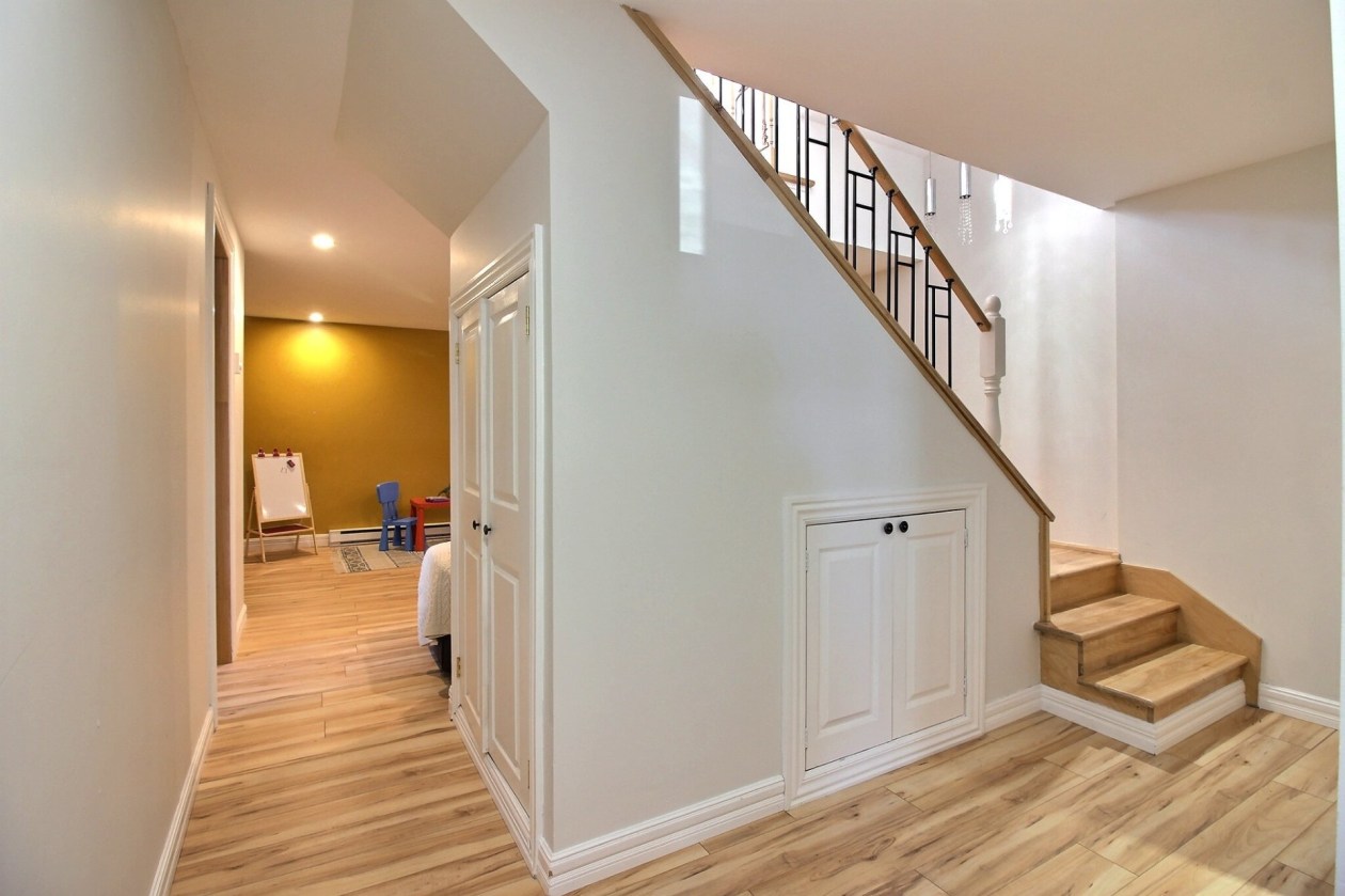 Escalier — 21 Rue du Cap-Barré, Percé