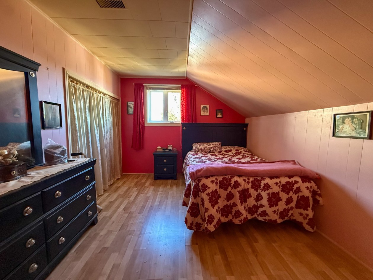 Chambre à coucher — 21 - A, Gaspé
