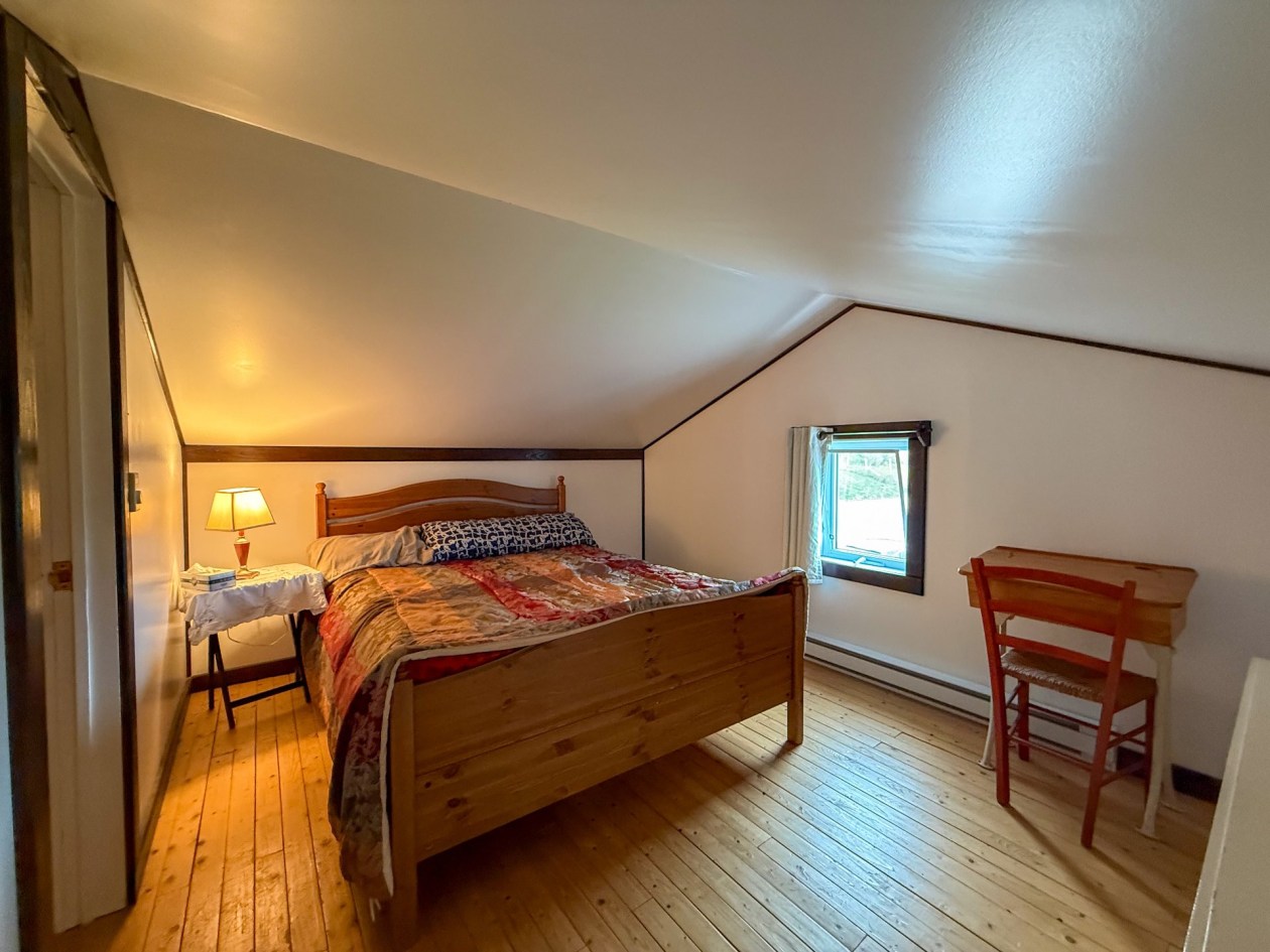 Chambre à coucher — 211 Route 132, Cloridorme