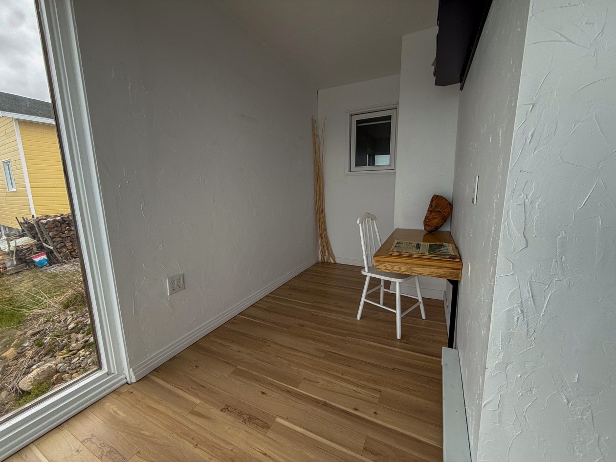 Bureau — 211 Route 132, Cloridorme