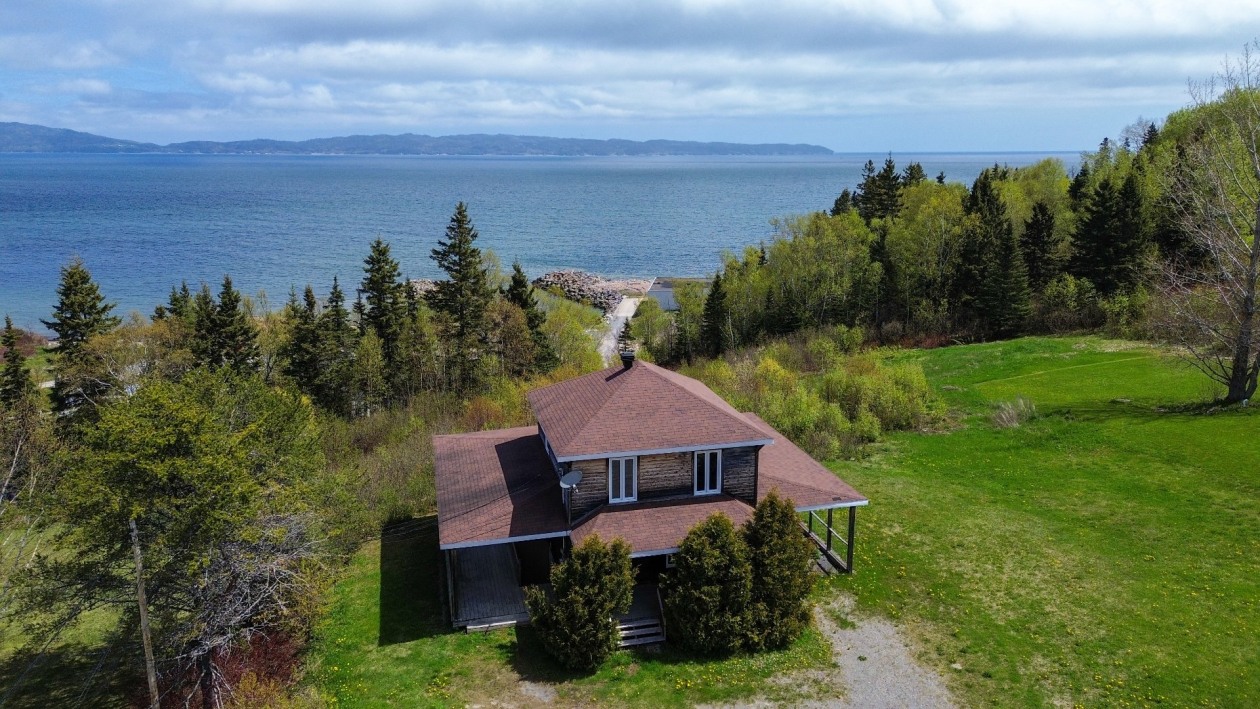 Photo aérienne — 1791 Boul. de Douglas, Gaspé