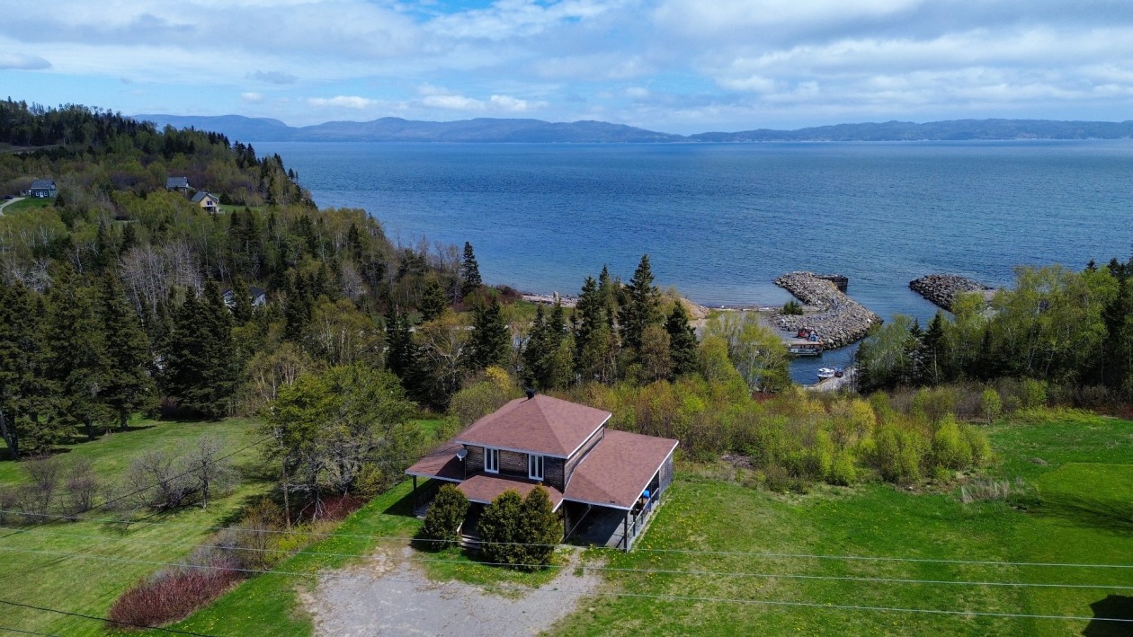 Photo aérienne — 1791 Boul. de Douglas, Gaspé