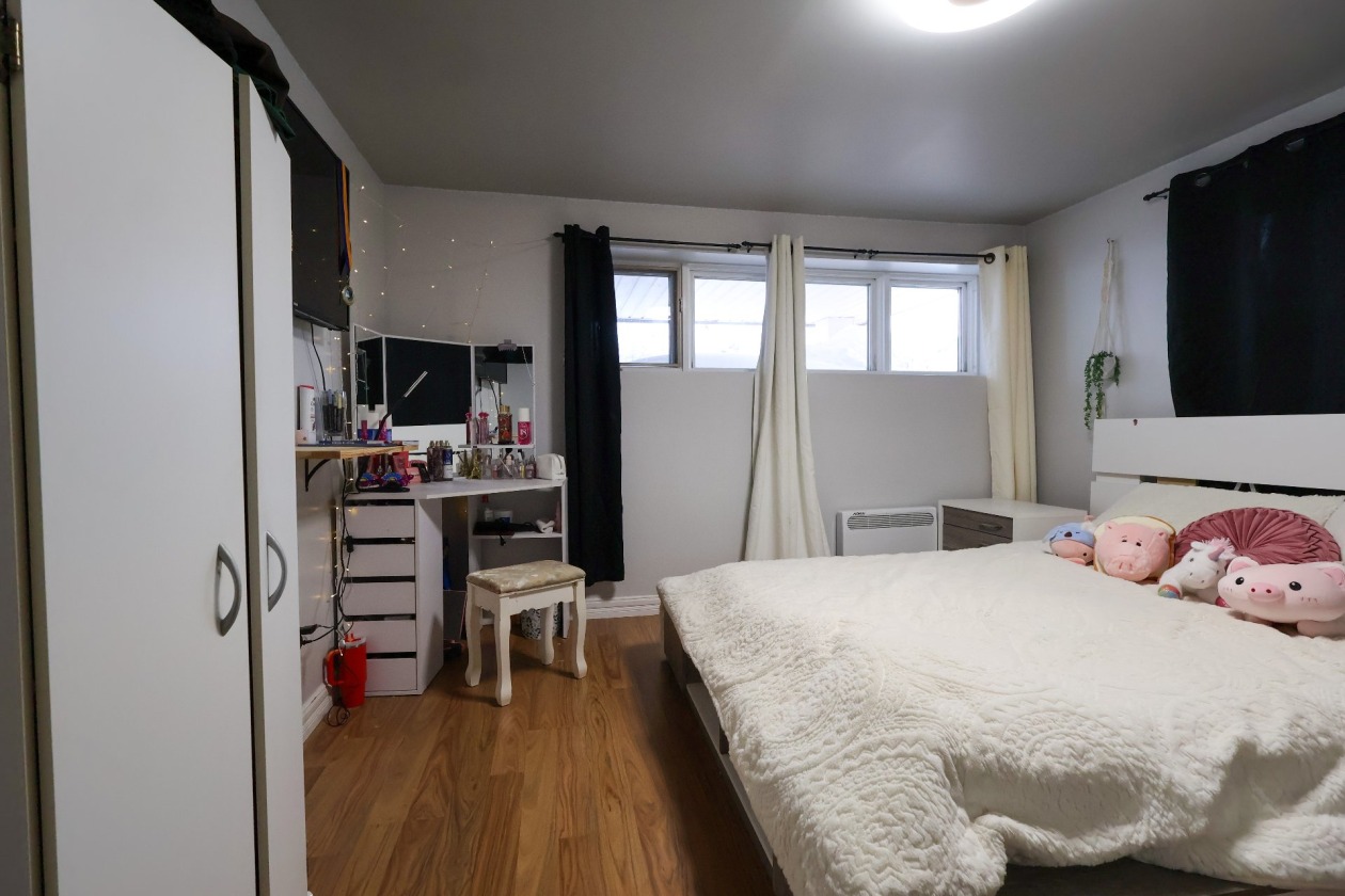 Chambre à coucher — 804 Route 132 O., Percé