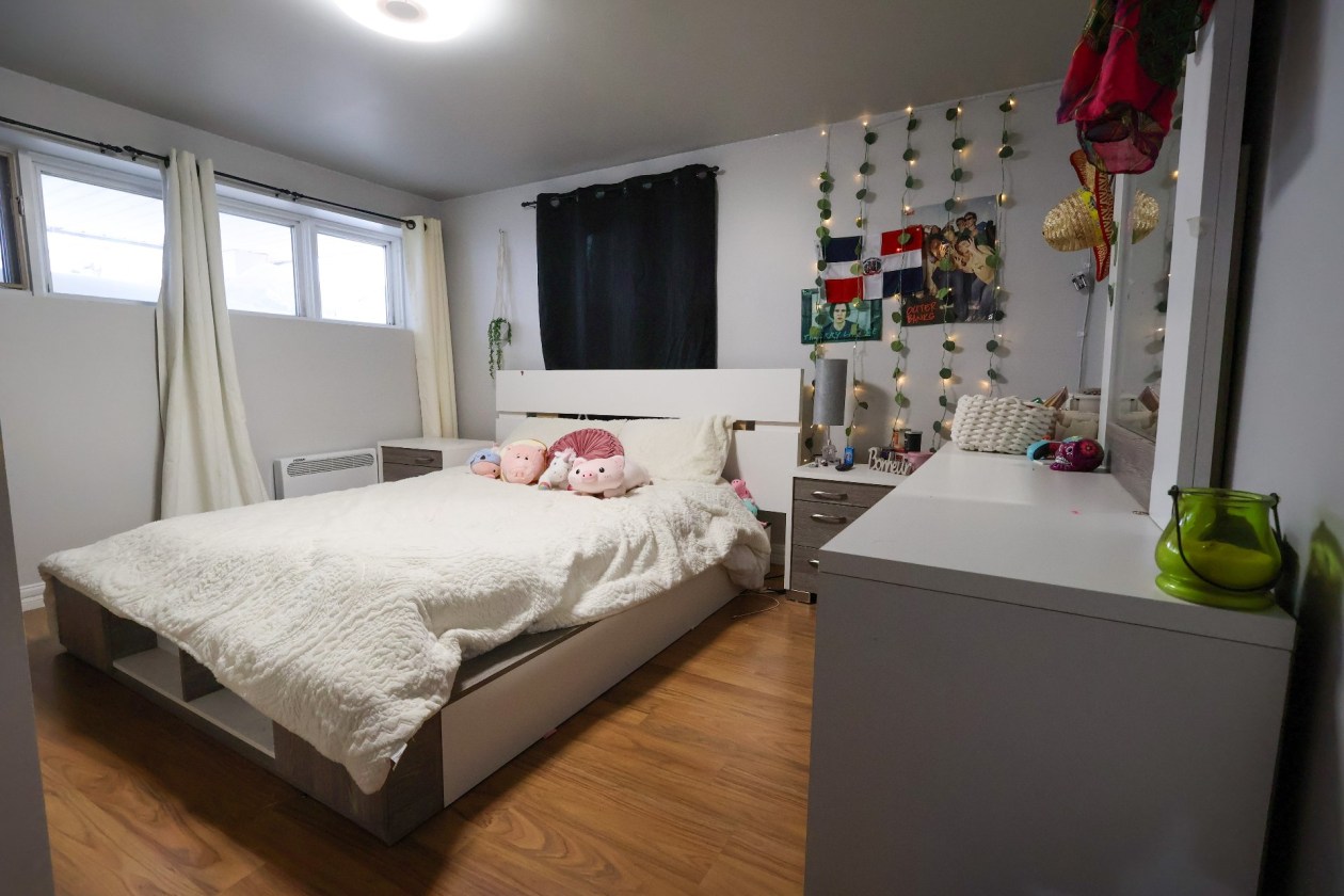 Chambre à coucher — 804 Route 132 O., Percé