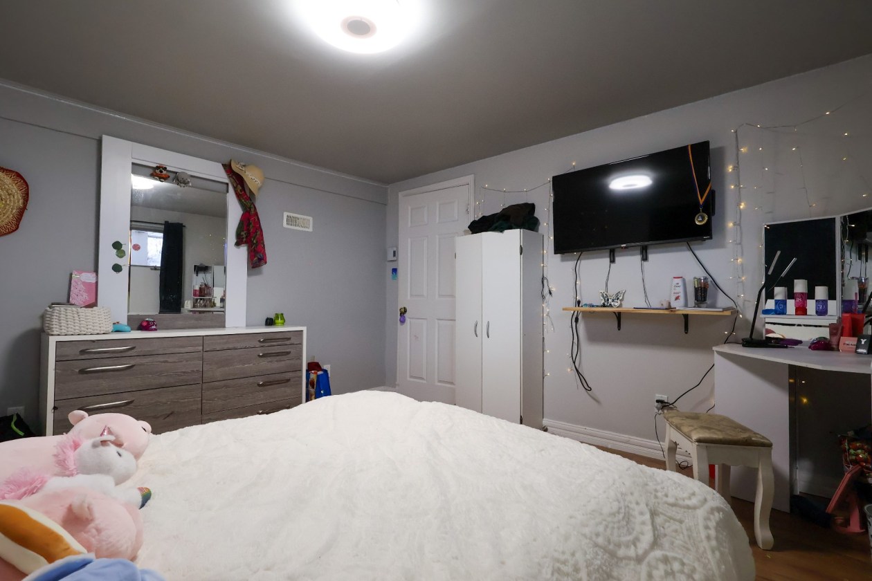 Chambre à coucher — 804 Route 132 O., Percé