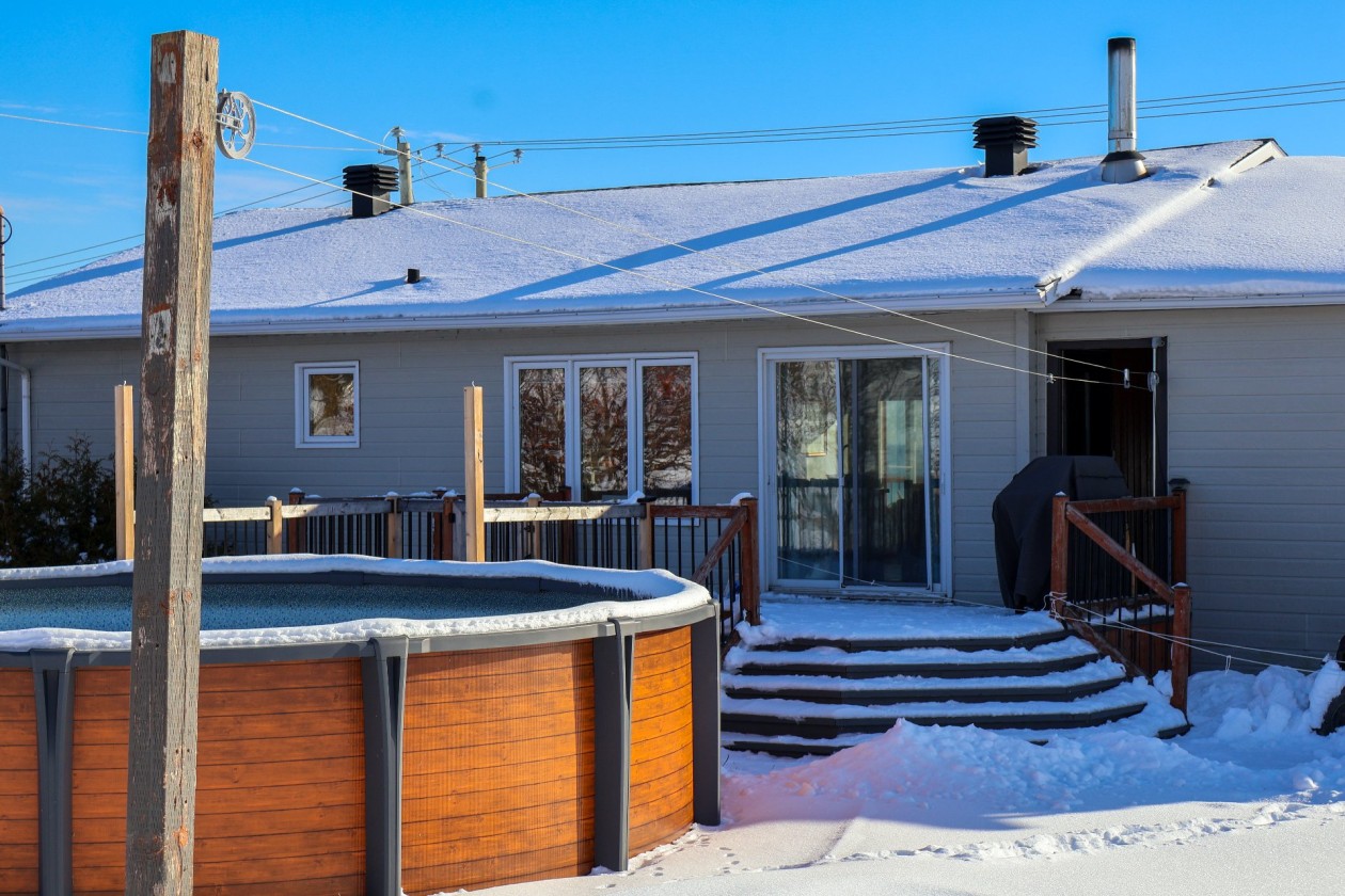 Extérieur — 804 Route 132 O., Percé