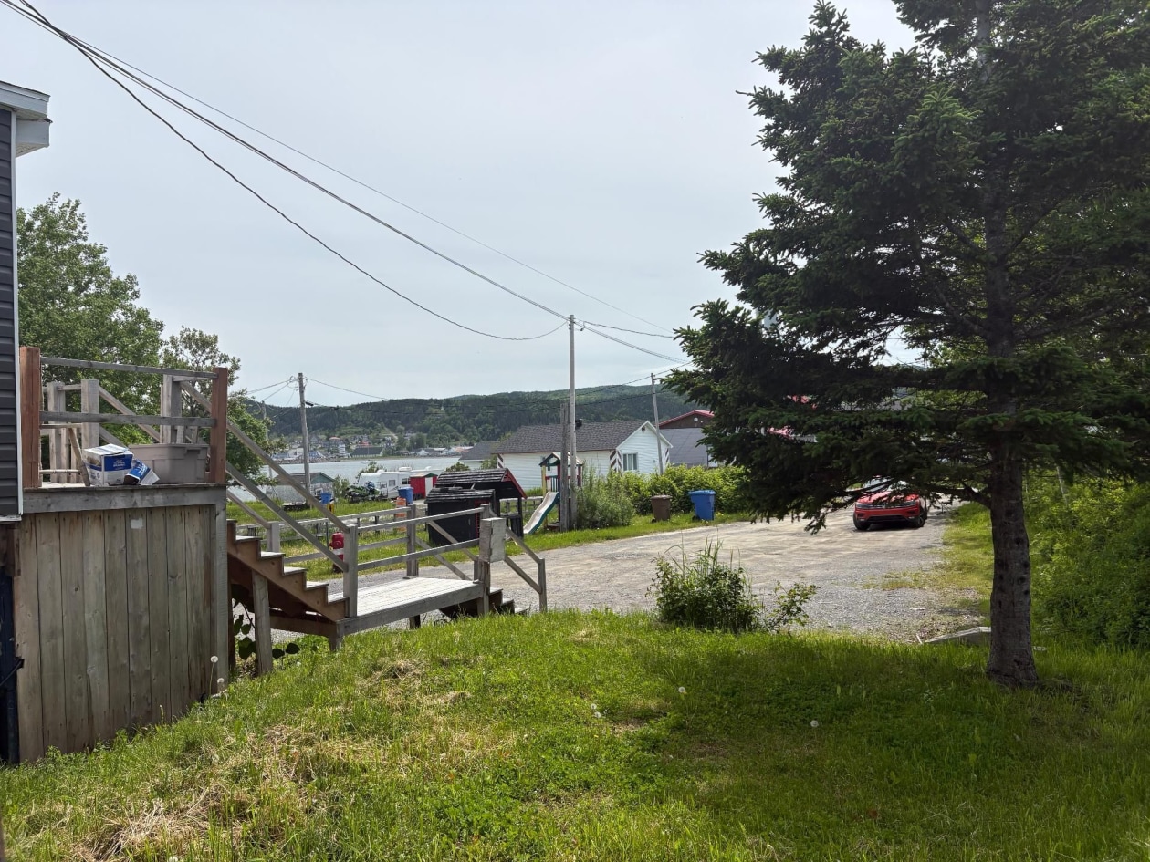 Vue d'ensemble — 9 Rue Dunn, Gaspé