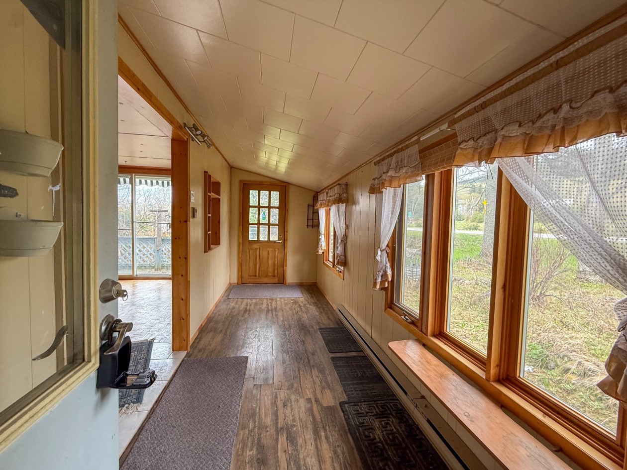 Hall d'entrée — 816 Boul. de la Pointe-Navarre, Gaspé