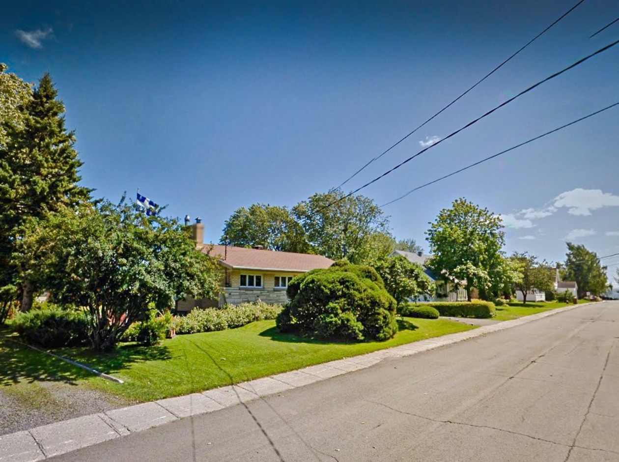 Extérieur — 543 Av. de l'Hôtel-de-Ville, Chandler