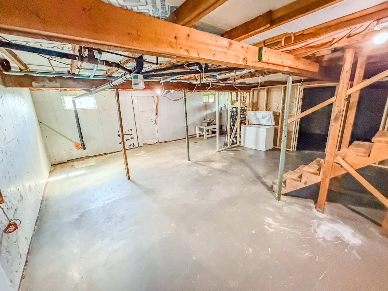 Sous-sol — 132 Route 132 E., Port-Daniel/Gascons
