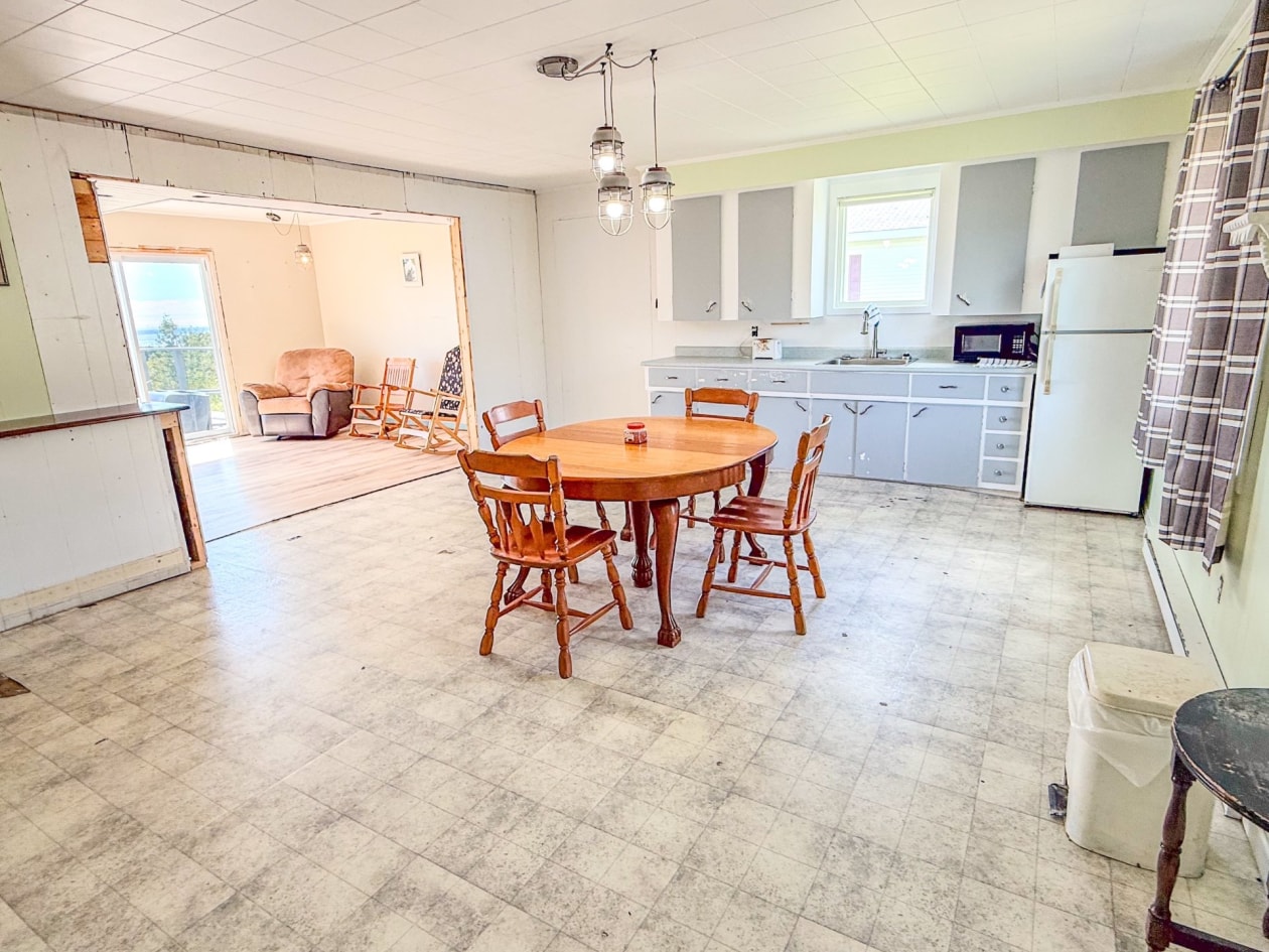 Photo 8 — 132 Route 132 E., Port-Daniel/Gascons