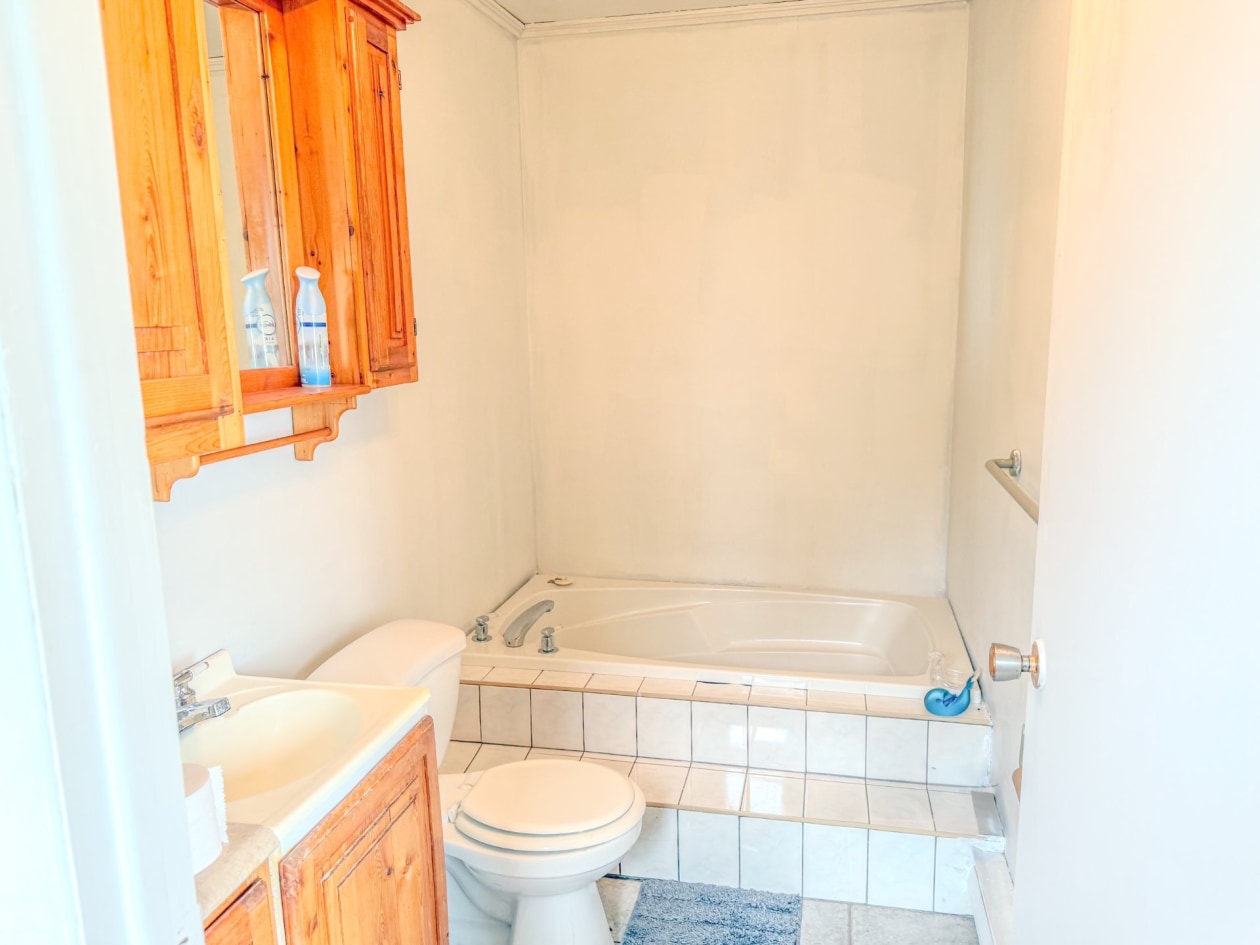 Salle de bains — 97 Route de Petit-Pabos, Grande-Rivière