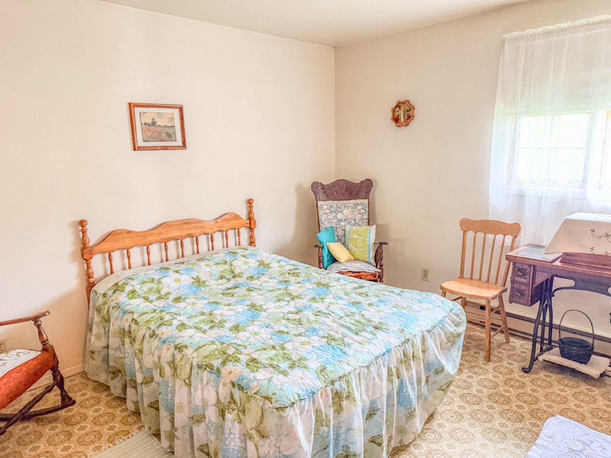 Chambre à coucher principale — 88 Route 132 O., Port-Daniel/Gascons