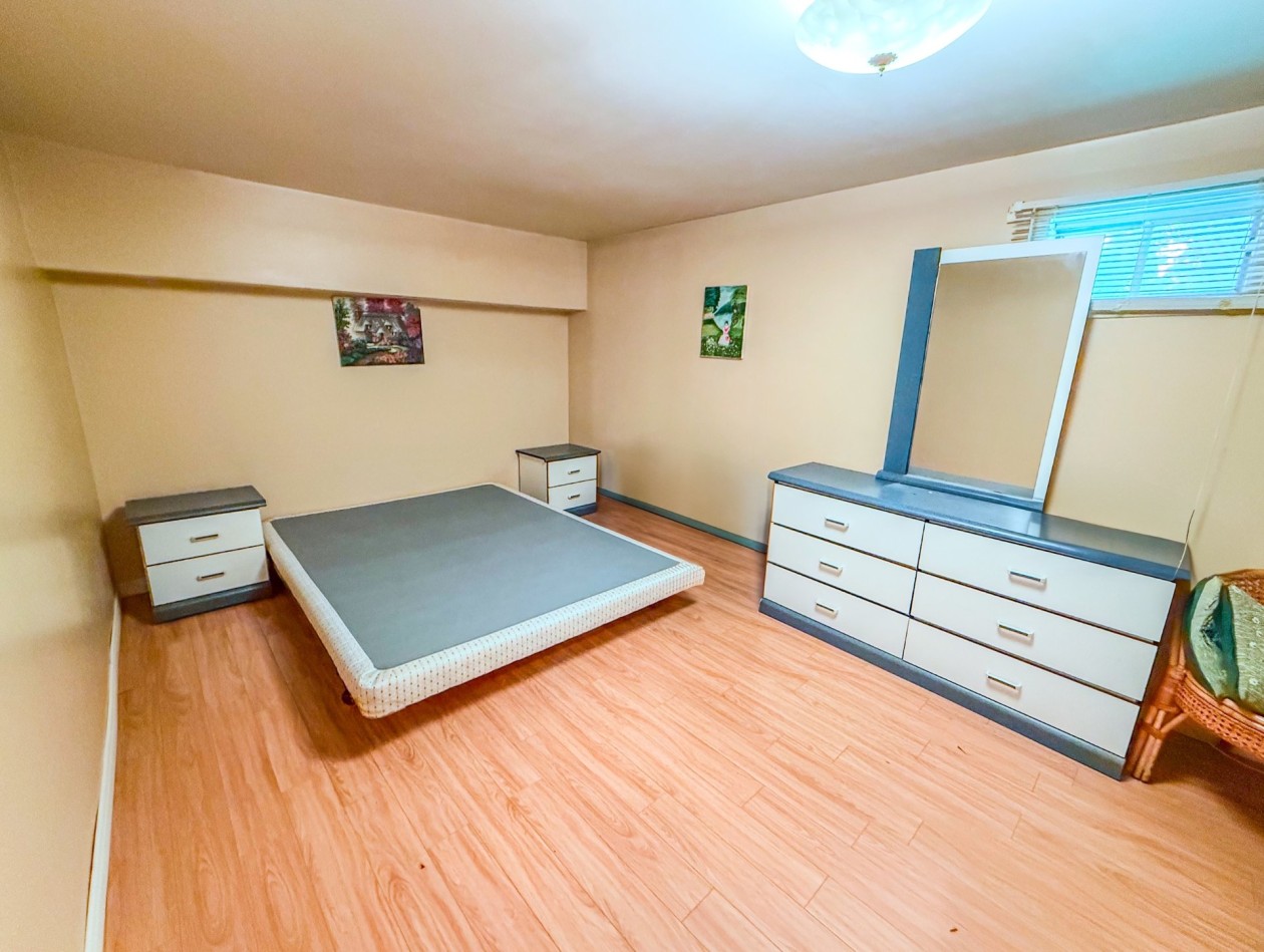 Chambre à coucher — 318 Grande Allée Ouest, Grande-Rivière