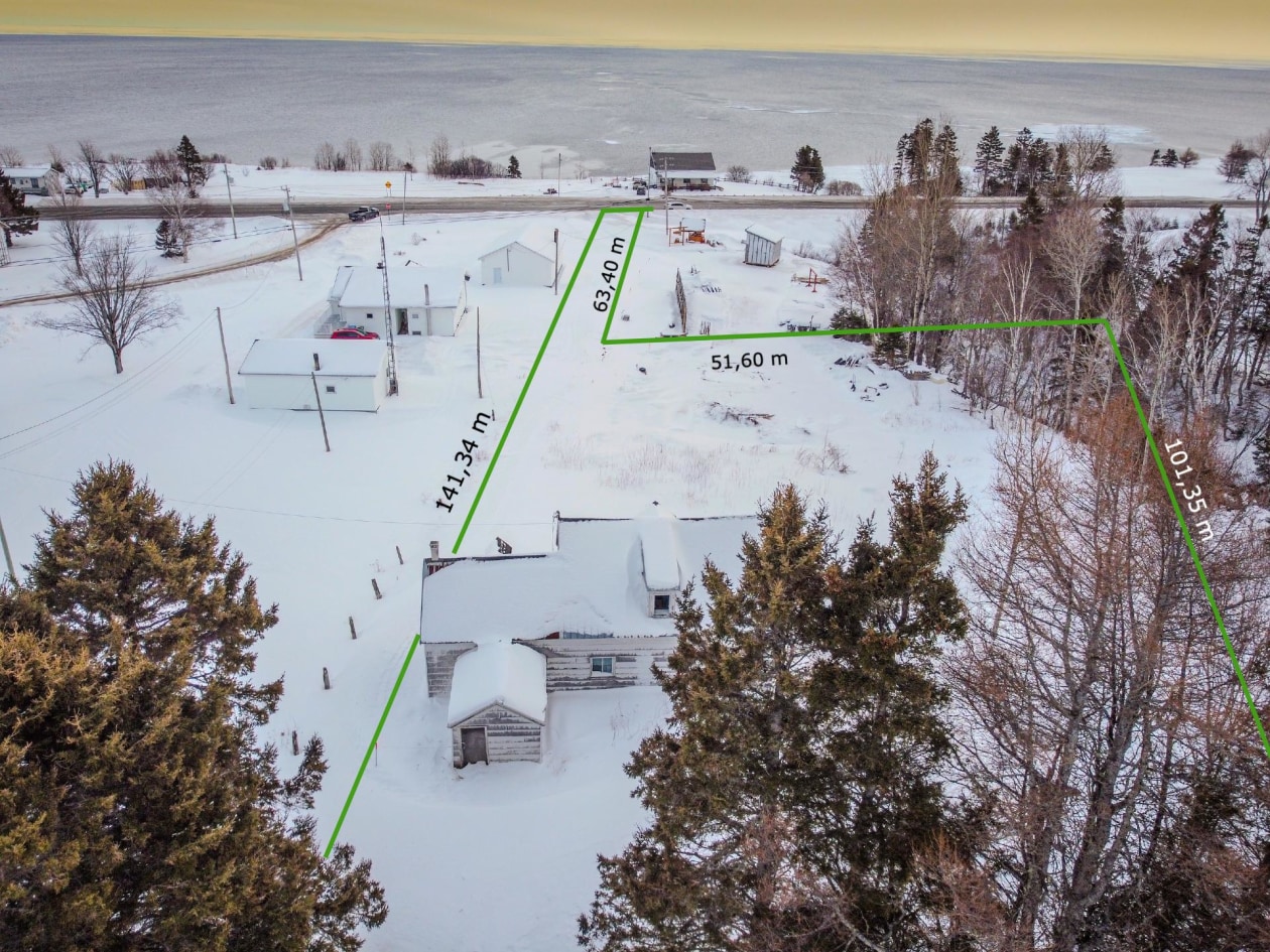 Vue d'ensemble — 228 Route 132, Port-Daniel/Gascons