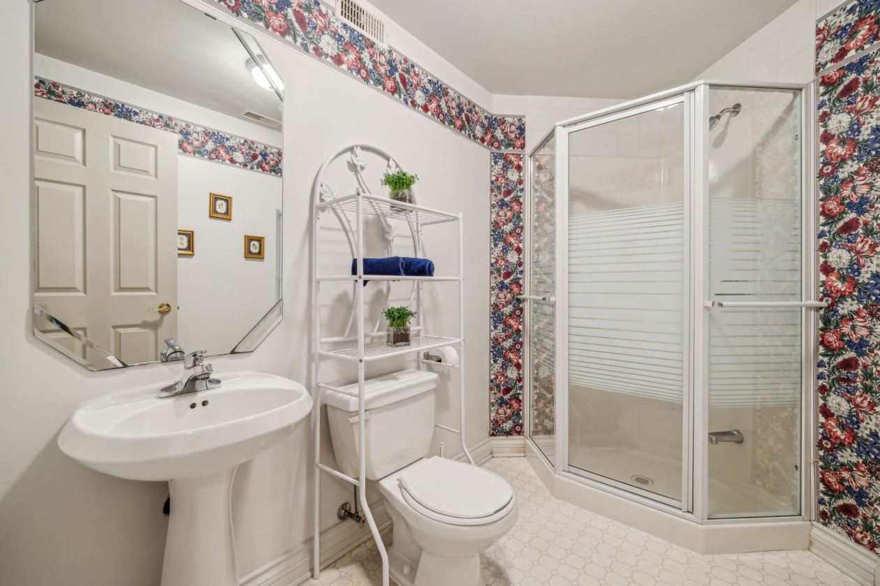 Salle de bains — 918, Av. Lépine, Gatineau (Buckingham), J8M1M9, Gatineau (Buckingham)