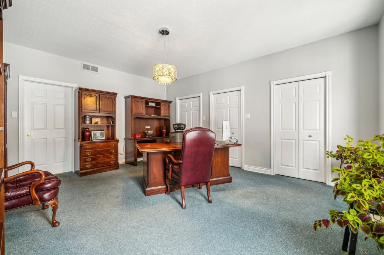 Bureau — 918, Av. Lépine, Gatineau (Buckingham), J8M1M9, Gatineau (Buckingham)