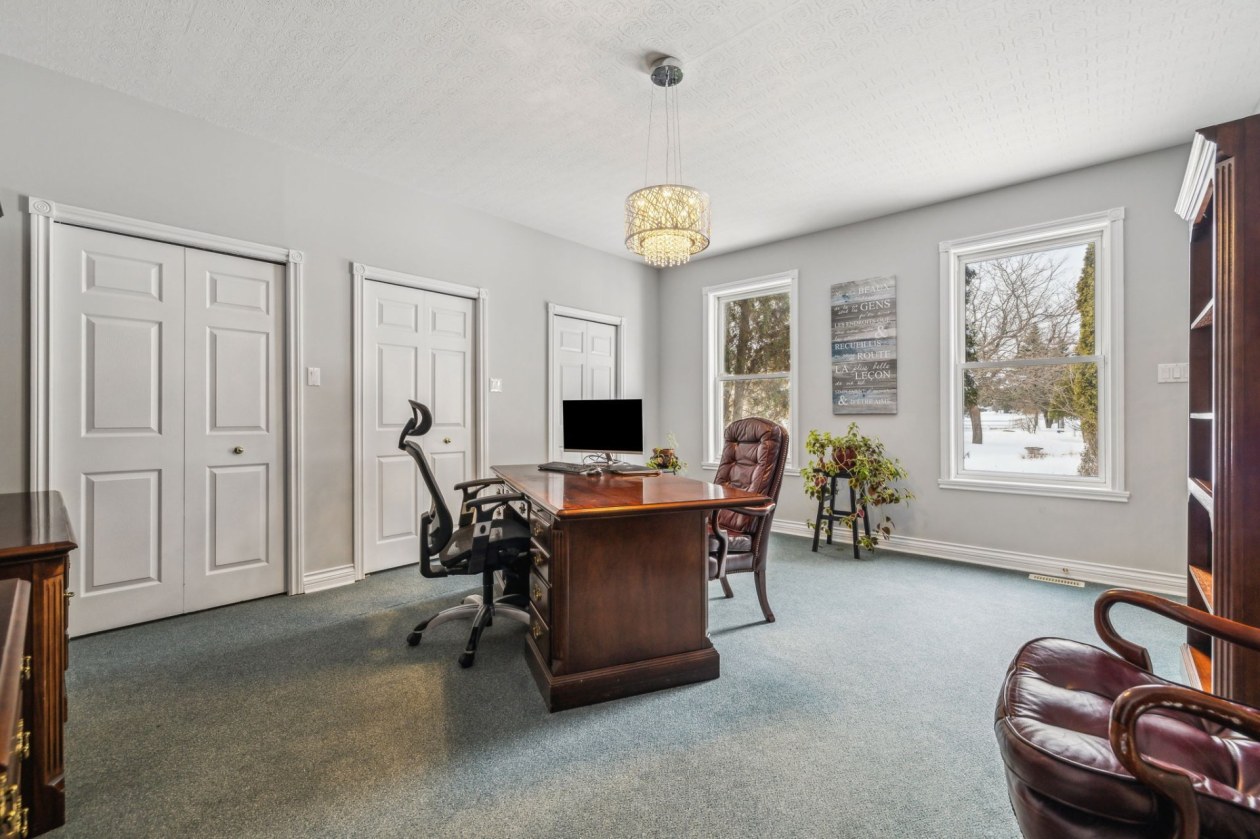 Bureau — 918, Av. Lépine, Gatineau (Buckingham), J8M1M9, Gatineau (Buckingham)