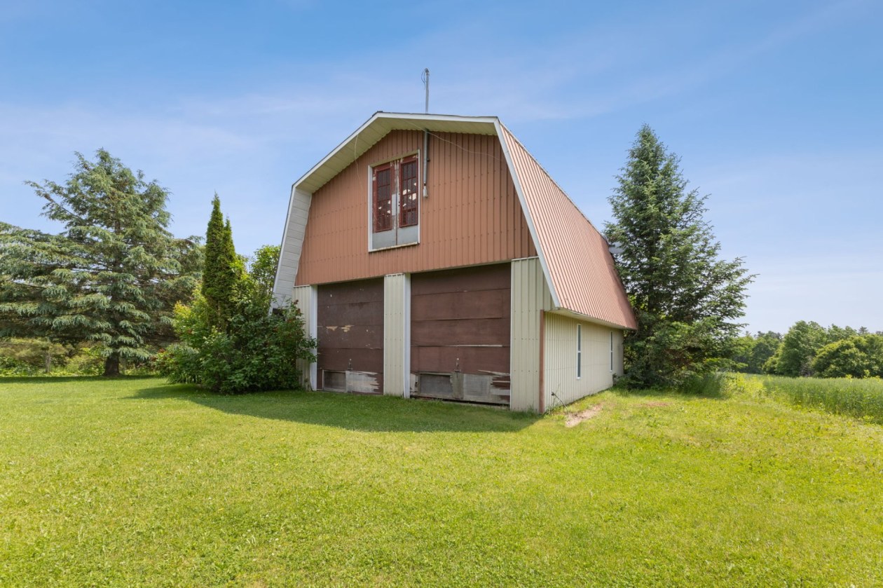 Garage — 918, Av. Lépine, Gatineau (Buckingham), J8M1M9, Gatineau (Buckingham)