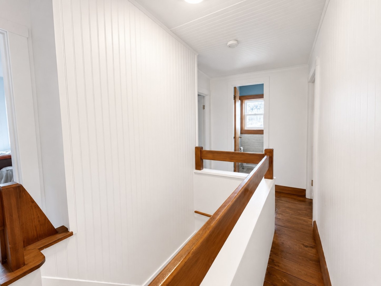 Corridor — 17 Rue Fabien-Côté, Gaspé