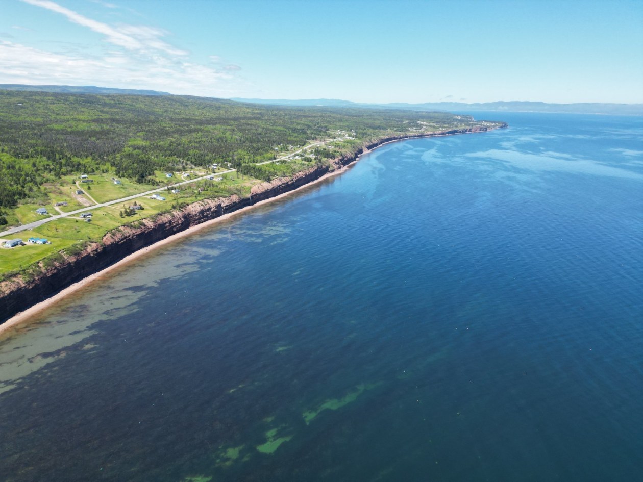 Vue d'ensemble — Route 132 E., Percé