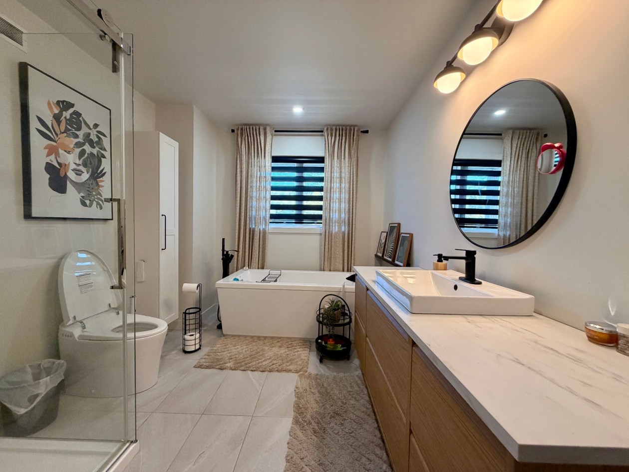 Salle de bains — 6 Rue du Quai, Grande-Vallée