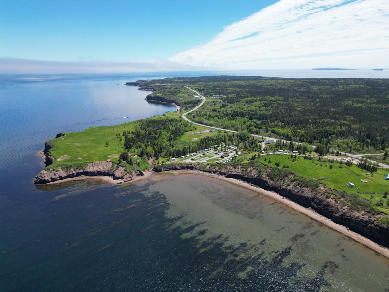 Vue d'ensemble — Route 132 E., Percé