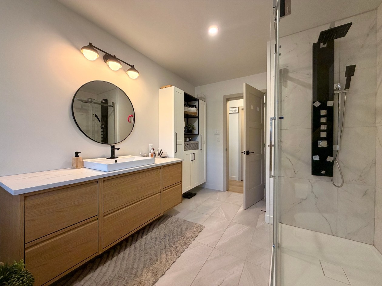 Salle de bains — 6 Rue du Quai, Grande-Vallée