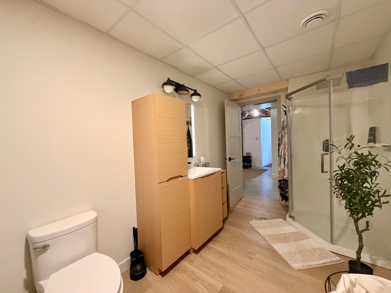Salle de bains — 6 Rue du Quai, Grande-Vallée