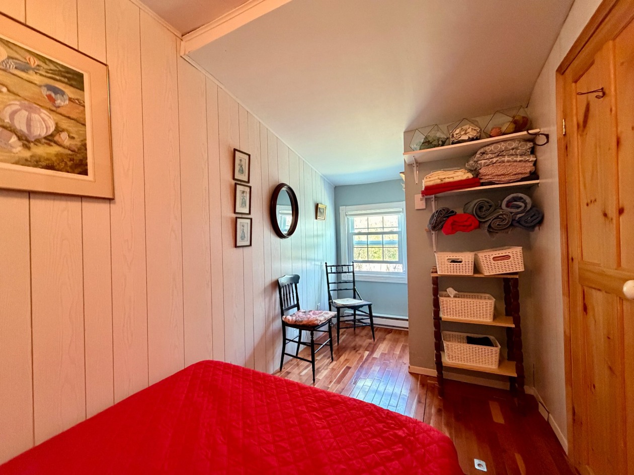 Chambre à coucher — 81 Rue de la Plage, Gaspé