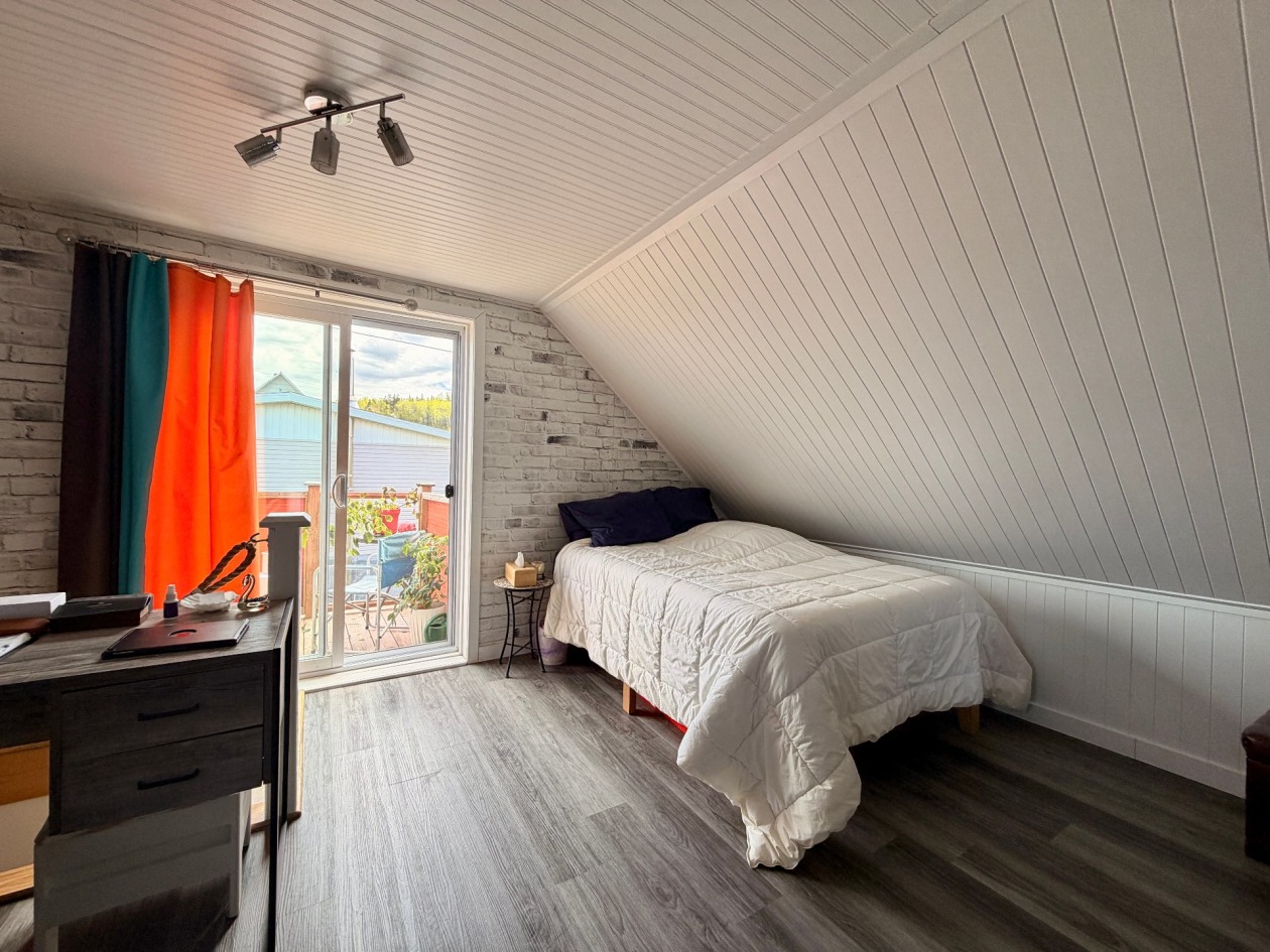 Chambre à coucher — 466 Route 132, Cloridorme