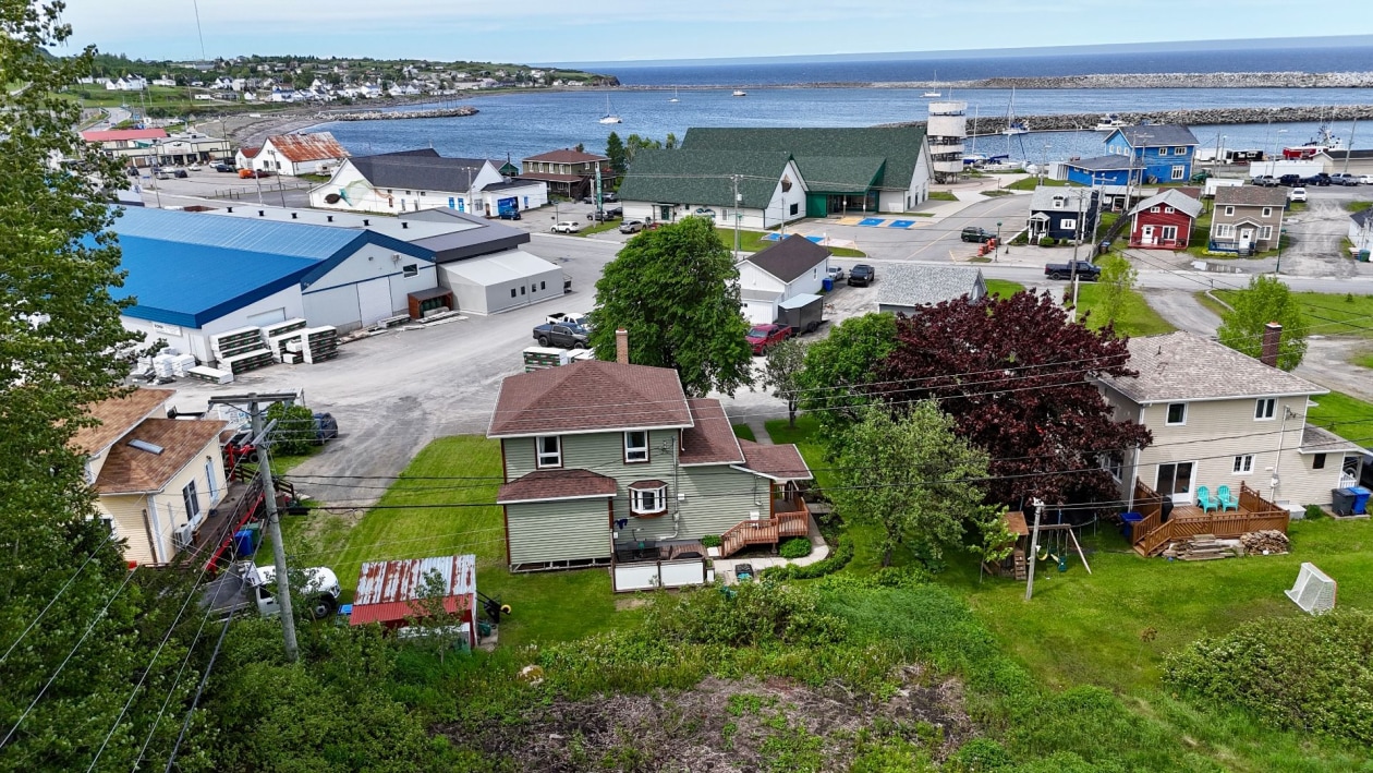Photo aérienne — 7 Rue Dumaresq, Gaspé