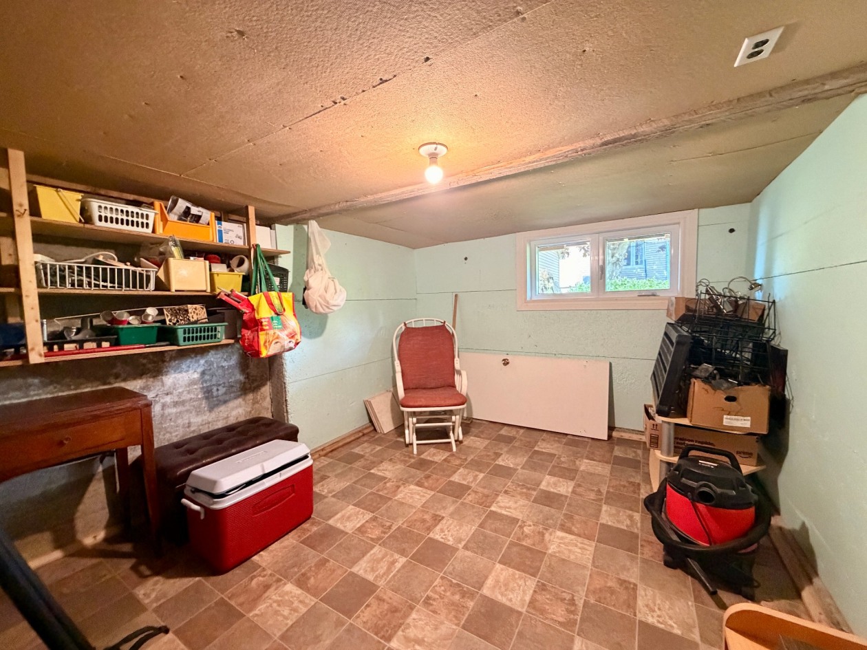 Sous-sol — 7 Rue Dumaresq, Gaspé